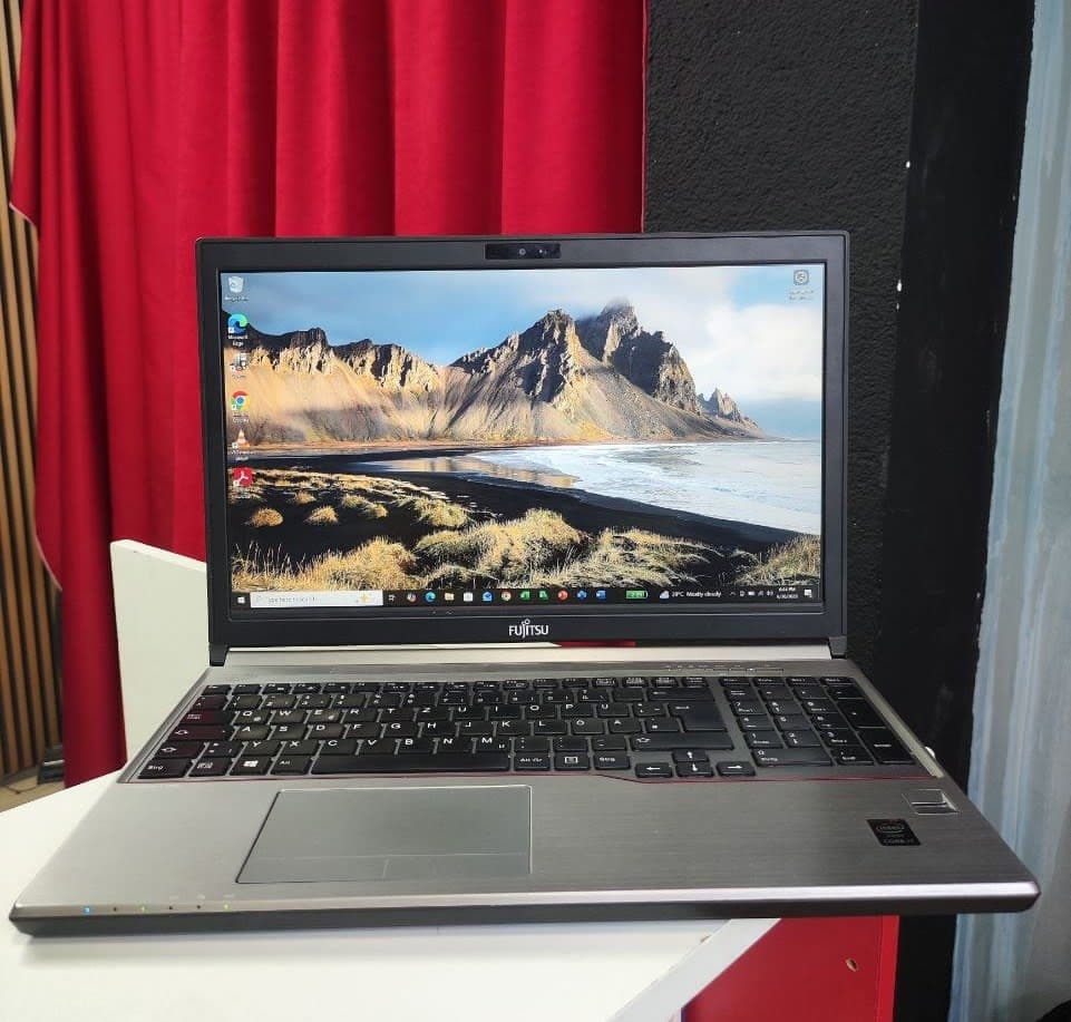 FUJITSU LIFEBOOK E754